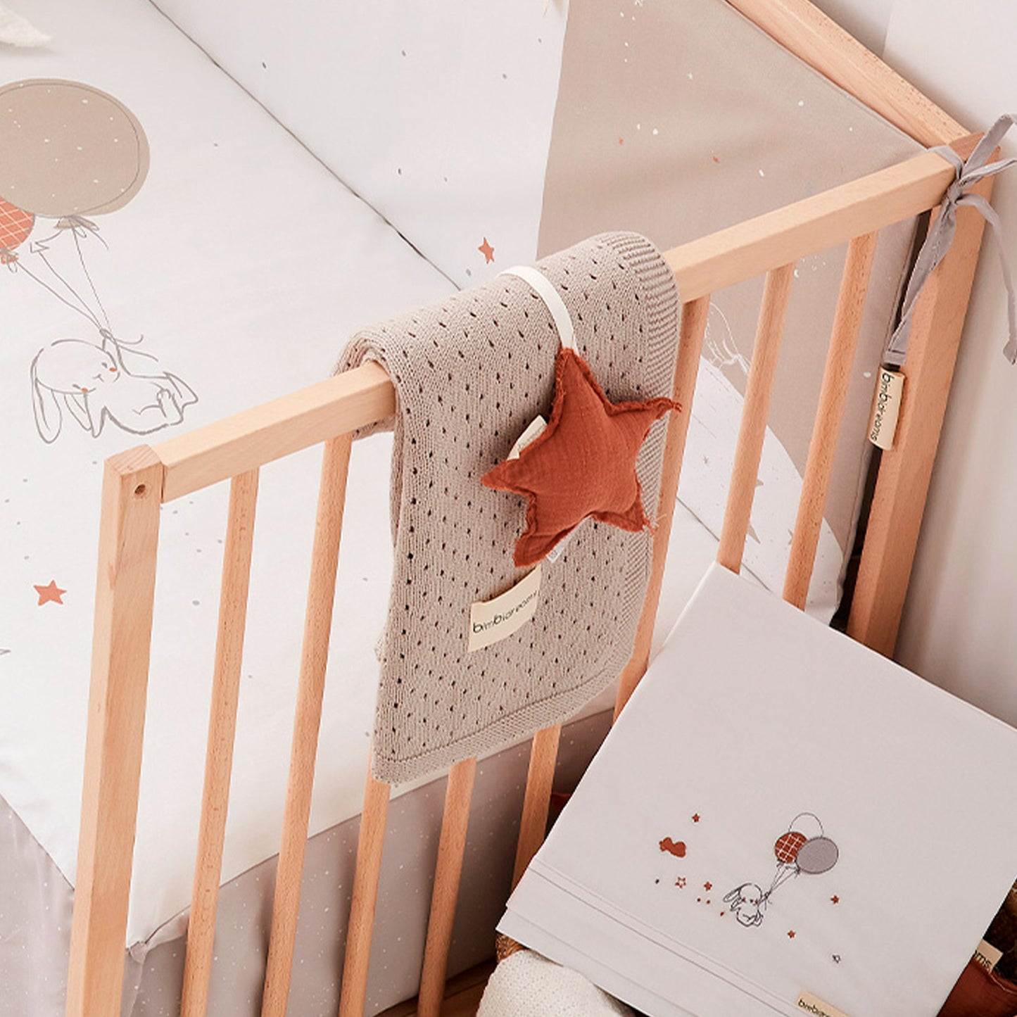Cobija Bebé Tricot Dots Gris Beige 75x90 – Bimbidreams