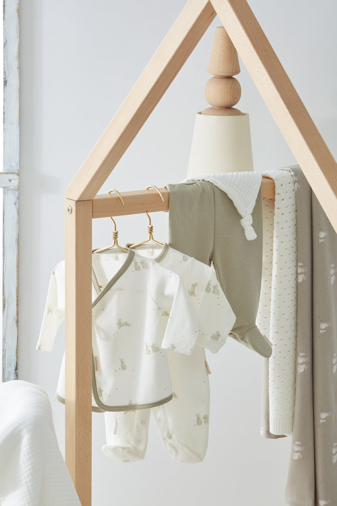 👶 Ropa para recién nacido: cómo vestir a tu bebé con comodidad, seguridad y estilo